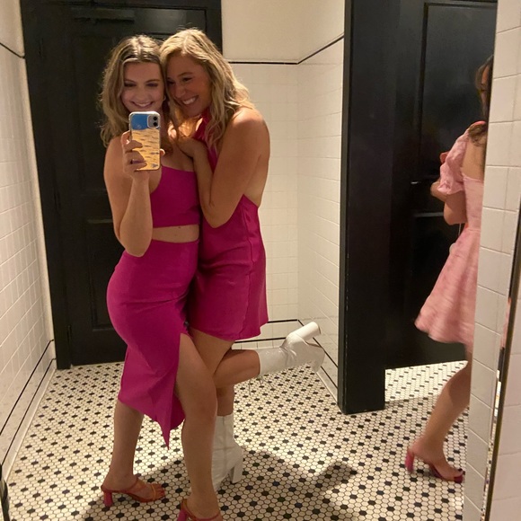 Lulu’s Pink Fuchsia Asymmetrical Cutout Midi Medium Dress Bachelorette 💕 - Picture 6 of 7